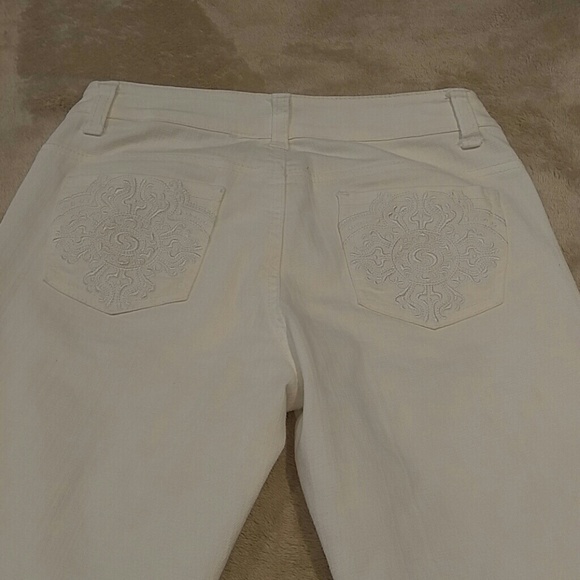 White Cache Jeans - Picture 4 of 5